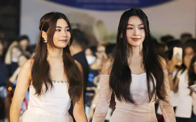 Sở hữu nhan sắc ngọt ngào, gu thời trang của hai cô con gái Quyền Linh được ngợi khen hết lời Ảnh 2