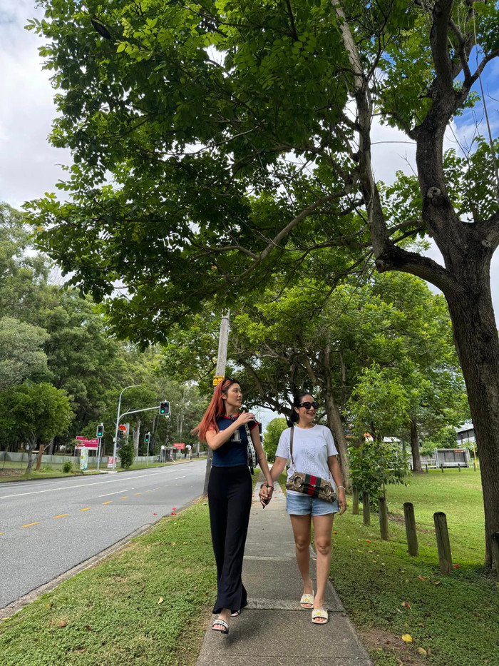 Cát Tường thường xuyên sang Australia thăm con gái Na Uy đang du học ở nơi đây. Để ái nữ có điều kiện học tập tốt hơn, nữ MC chăm chỉ làm việc và nhận nhiều lời mời hợp tác. Ảnh: FBNV