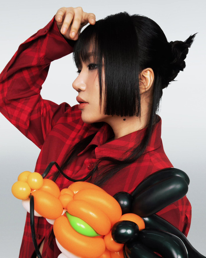 Người tài xế đã lay chuyển Orange, làm cô từ bỏ ý định dại dột. 