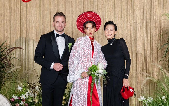 Hoa hậu sống kín đáo nay dự đám cưới Minh Tú, lại còn tham gia tiết mục đặc biệt Ảnh 2