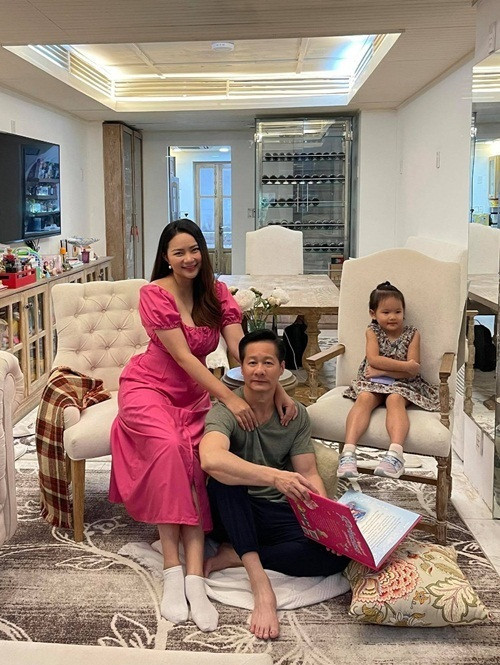 Kết hôn với đại gia Đức An, Phan Như Thảo sống trong biệt thự tiền tỷ. Cô từng khước từ lời đề nghị bán một bất động sản với mức giá 45 tỷ.