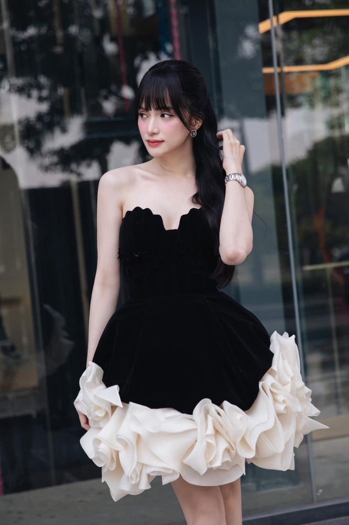 Hương Giang thăng hạng tiếng tăm sau khi đăng quang Hoa hậu.