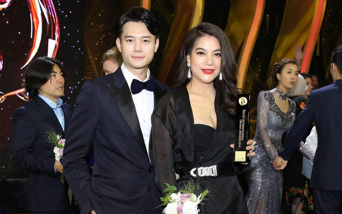 Trương Ngọc Ánh và bạn trai kém tuổi từng có cách công khai chuyện tình khiến công chúng ghen tỵ Ảnh 2