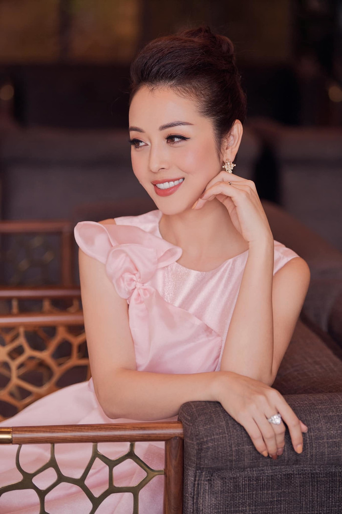 Jennifer Phạm cưới chồng đại gia, bước vào cuộc sống giàu sang.