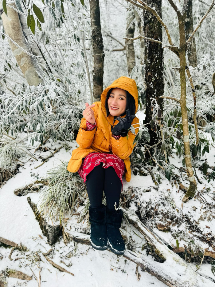 Cát Tường luôn tỏa ra nguồn năng lượng tích cực. Ảnh: FBNV