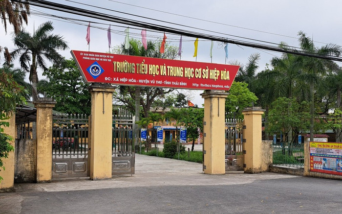 Trường cho học sinh đi học vào ngày nghỉ lễ Giỗ tổ Hùng Vương, lý do gây bất ngờ Ảnh 2