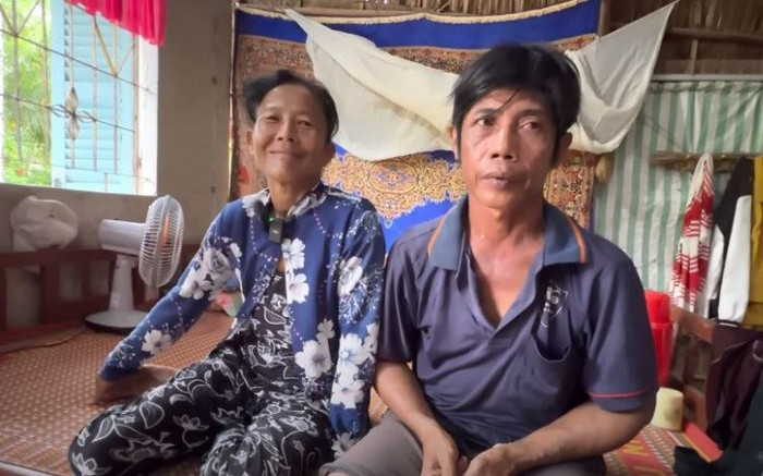 Người đàn bà gần 60 tuổi có chồng trẻ kém 20 tuổi, hôn nhân ngọt ngào dù nhiều khó khăn Ảnh 2