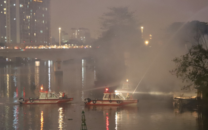 Nạn nhân trong vụ cháy dãy nhà kênh Tàu Hũ: 'Như cái lò lửa, đồ vật nứt tan tành' Ảnh 2
