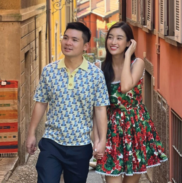 Đỗ Mỹ Linh hiện đang viên mãn bên gia đình nhỏ với ông xã thiếu gia.