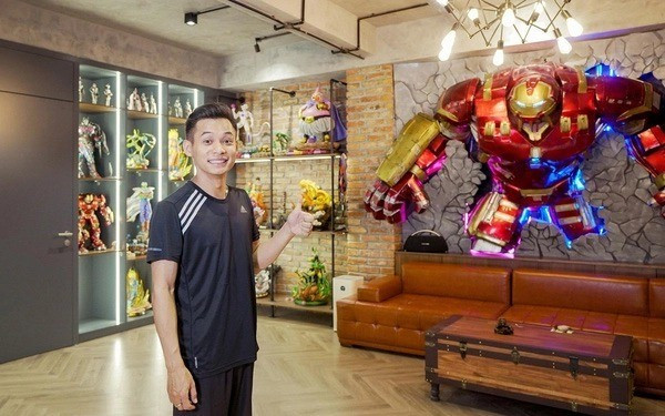 Nam streamer giàu nức tường đổ vách.