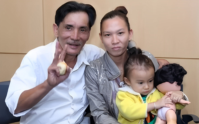 Mặc nghèo khó, Thương Tín vẫn gửi tiền về quê nuôi vợ con Ảnh 2