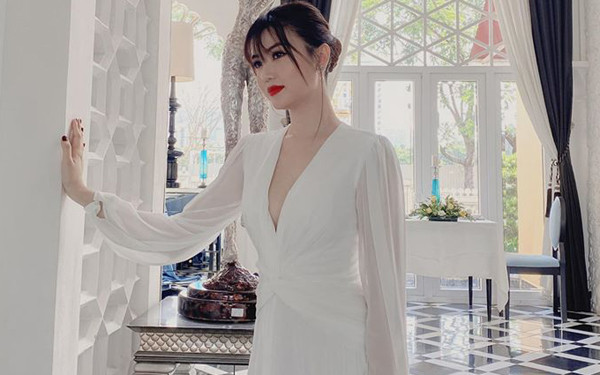 Vướng tin đồn ly hôn, Hoa hậu Ngọc Duyên chưa một lần lên tiếng phản hồi.