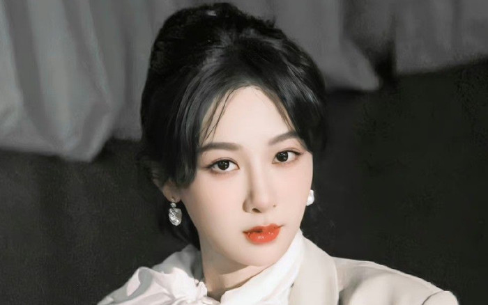 Không phải Triệu Lệ Dĩnh, Dương Tử mới là mỹ nhân 'vượng' bạn diễn nhất Cbiz Ảnh 2