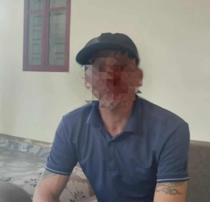 Bố của nạn nhân.