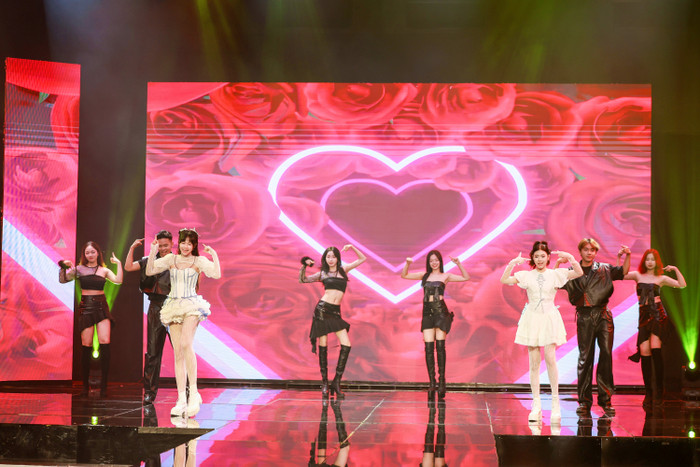 Ca sĩ Đàm Vĩnh Hưng: Hãy đến với âm nhạc bằng đam mê trước, đừng nghĩ đến tiền bạc Ảnh 2