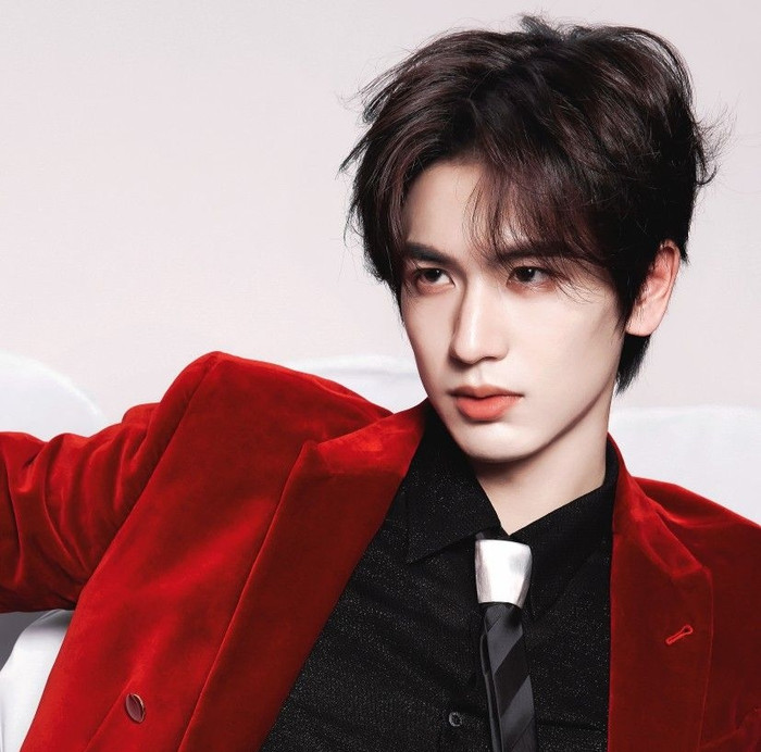 Truyền thông Trung đưa tin Trương Lăng Hách sắp sửa được tuyên Đại sứ thương hiệu GUCCI.