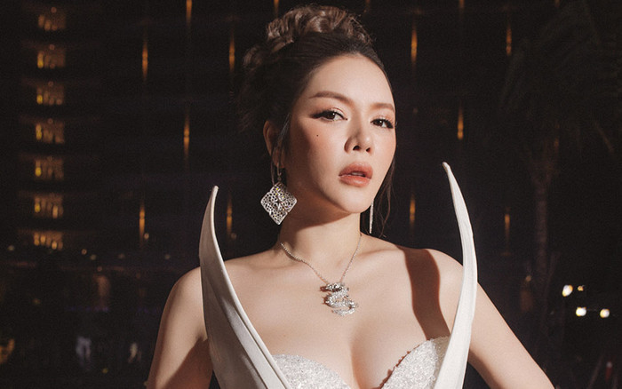 Hai viên kim cương của Lý Nhã Kỳ trị giá hơn 1000 tỷ Ảnh 2