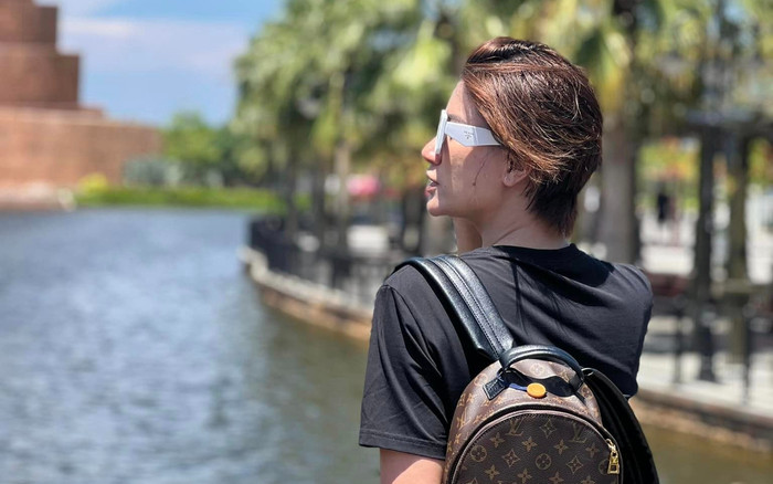 Cựu người mẫu Việt 40 tuổi vẫn nhiều sóng gió, gặp khó khăn khi bán đặc sản tại Mỹ Ảnh 2