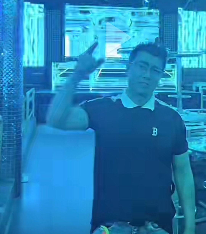 Ca sĩ Trương Đan Huy tiếp tục kinh doanh dịch vụ ở thành phố Vĩnh Long.