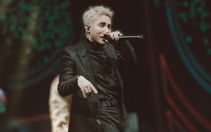 Ca khúc 8 năm trước của Sơn Tùng được vang lên tại SVĐ ở Tây Ban Nha Ảnh 2