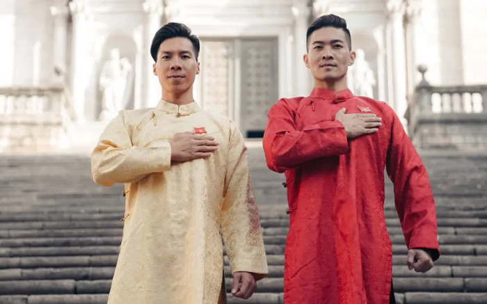 Anh em nghệ sĩ xiếc Quốc Cơ - Quốc Nghiệp rút khỏi vị trí giám khảo cuộc thi nam vương Ảnh 2