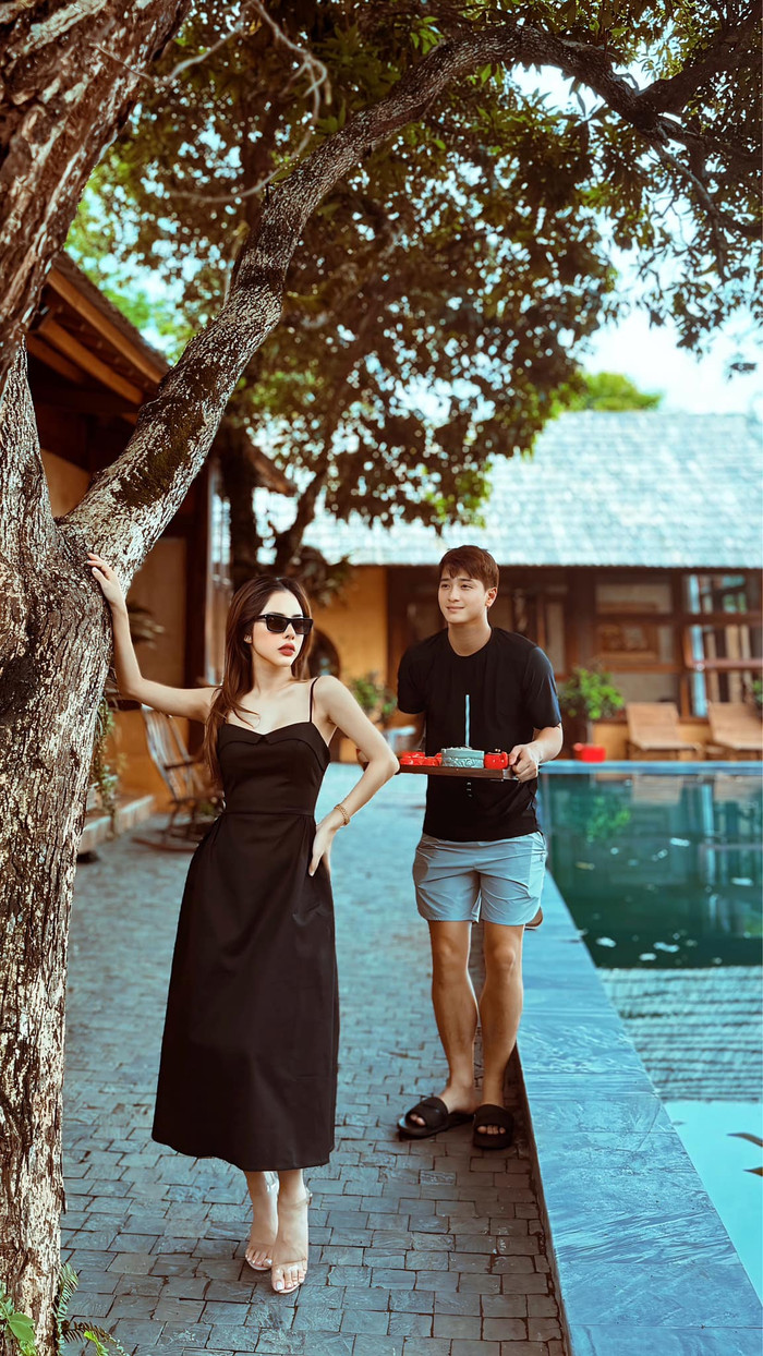 Trên mạng xã hội, Bạch Lan Phương khá thoải mái khi chia sẻ chuyện tình cảm với Huỳnh Anh. Ảnh: FBNV
