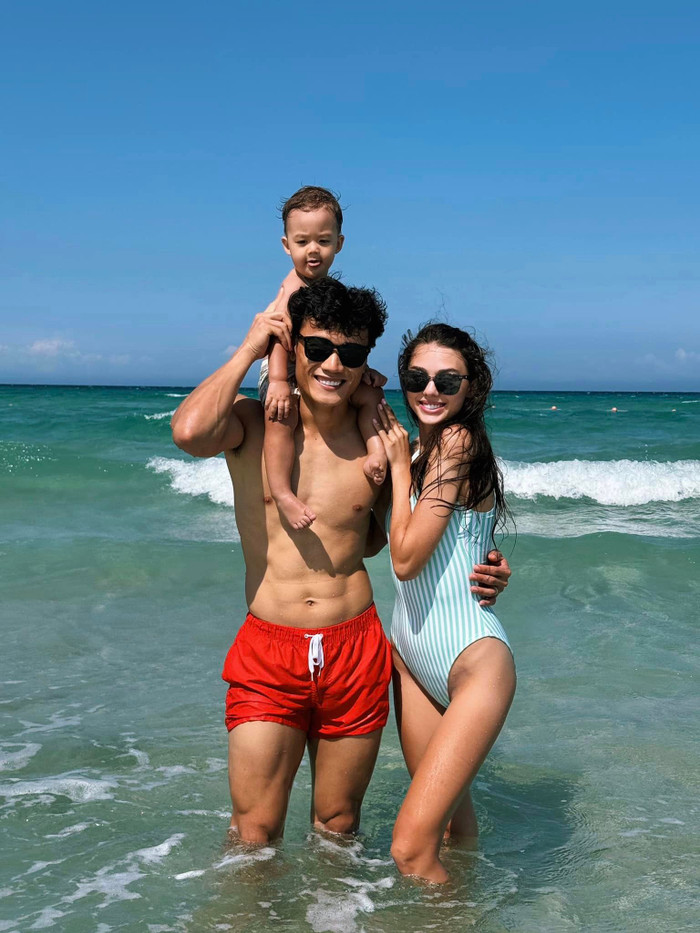 Bùi Tiến Dũng và vợ Tây dạy con trai lai nói tiếng Việt vì đó là máu thịt Ảnh 2