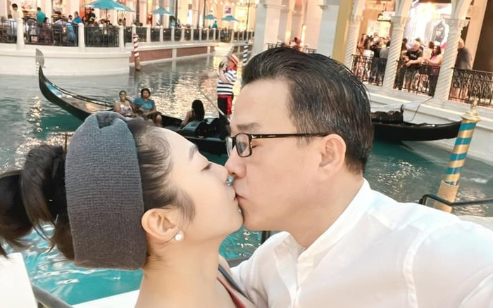 Vua cá Koi phản ứng ra sao khi được khen 'nhìn anh cười là thấy cả bầu trời Thanh Xuân'? Ảnh 2