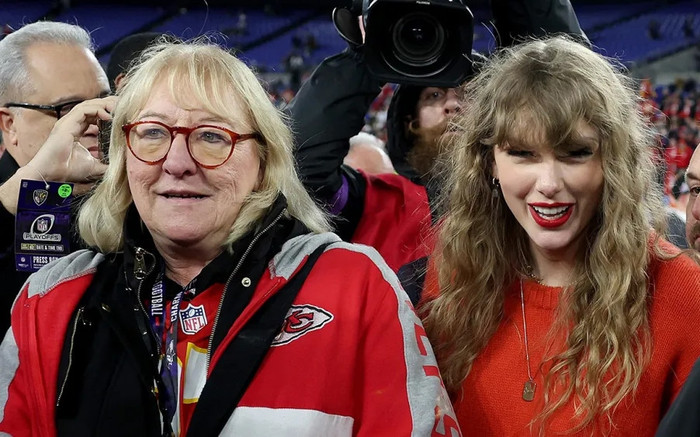 Mẹ ruột của bạn trai nói gì về album mới của Taylor Swift? Ảnh 2