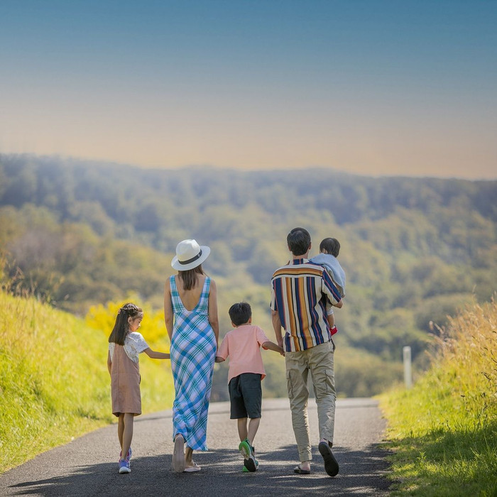 Dù có cuộc sống giàu có, thế nhưng các con nhà Hà Tăng &nbsp;- Louis Nguyễn được dạy dỗ phải sống tử tế, tự lập.&nbsp;