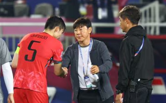 Nghịch cảnh của HLV Shin Tae Yong khi U23 Indonesia loại Hàn Quốc Ảnh 2