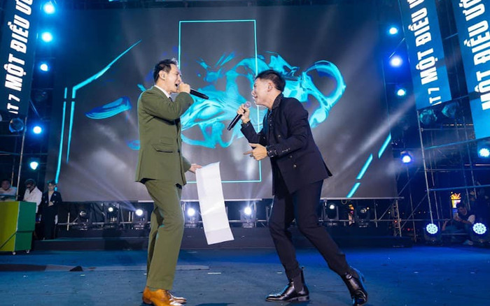 Nam ca sĩ đàn em luôn sẵn lòng hát miễn phí trong các sự kiện của Lý Hải Ảnh 2