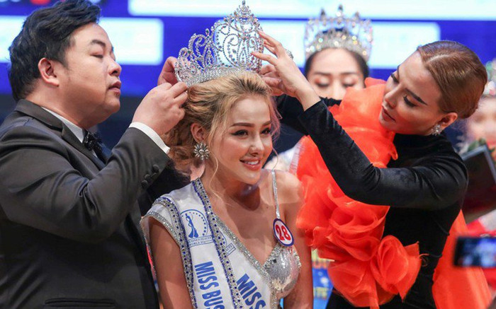 Ngân 98 từng thi nhan sắc, đạt giải Á hậu nhưng lại 'bỏ xó' vương miện Ảnh 2