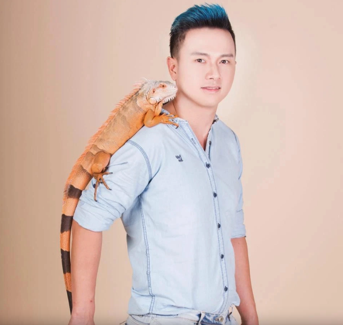 Nam ca sĩ Việt làm đủ nghề mưu sinh ở nước ngoài, ngoại hình hiện tại thay đổi khó nhận ra Ảnh 1