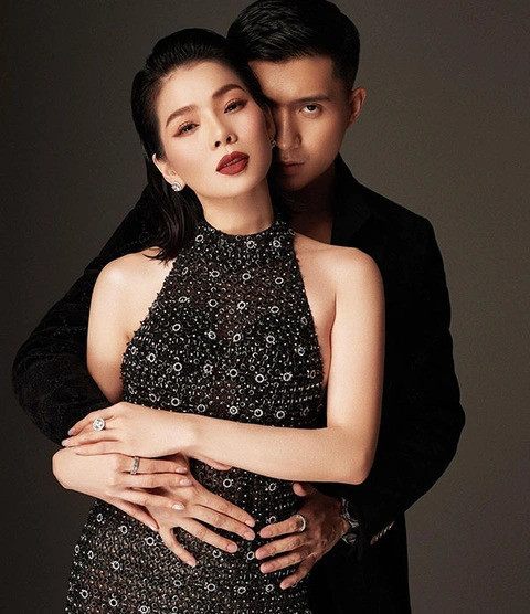 Lệ Quyên và Lâm Bảo Châu tình bể bình.