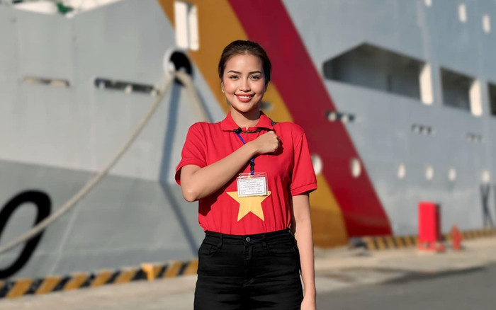 Các nàng hậu Việt làm gì dịp lễ 30/4? Ảnh 2