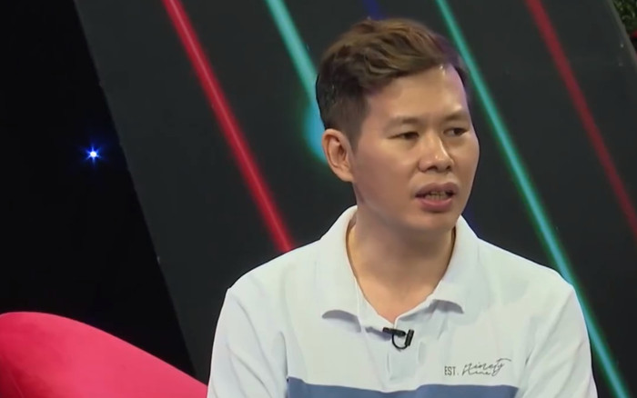 Thầy giáo một đời vợ say mê cô gái xinh đẹp, vừa gặp đã đề nghị điều bất ngờ Ảnh 2