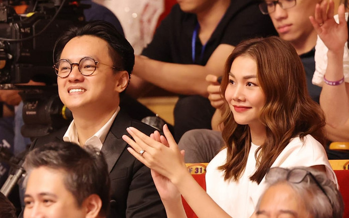 Kiểm tra đột xuất ông xã ở chỗ làm, Thanh Hằng nhận cái kết bất ngờ Ảnh 2