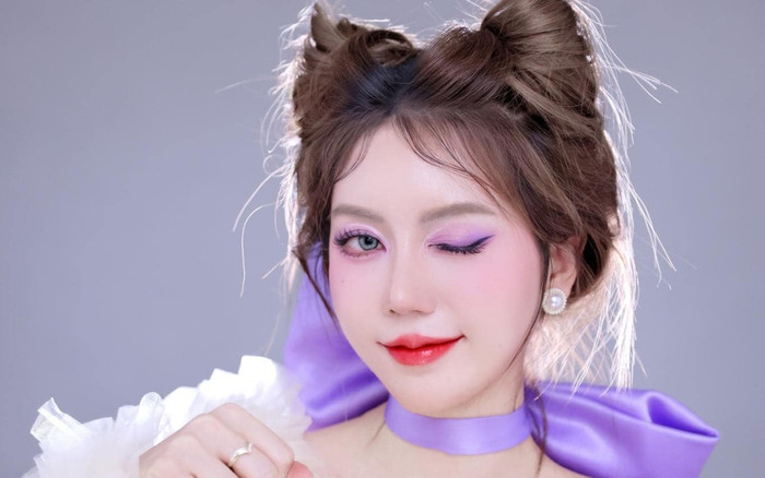 Mèo méo méo mèo meo: Chị em đua nhau sắm nơ cosplay bạn gái mèo Tom đang làm mưa làm gió! Ảnh 2