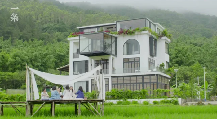 Căn biệt thự sương sương vài chục tỷ.