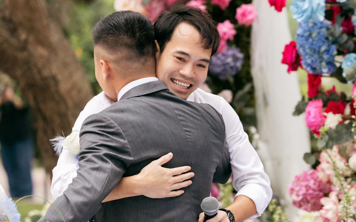 Nỗi lòng của Văn Toàn khi làm phụ rể trong đám cưới Quang Hải Ảnh 2