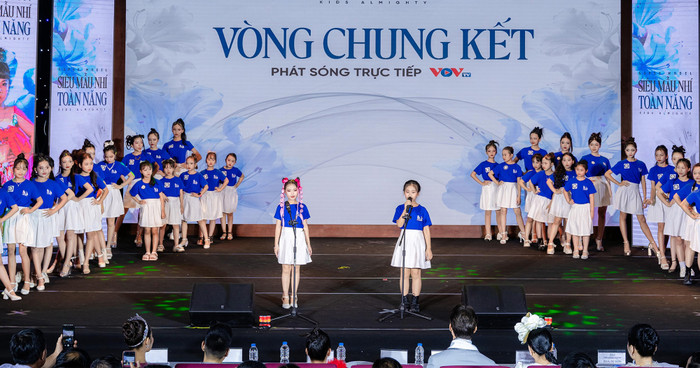 Các thí sinh xuất sắc nhất trong đêm thi cuối cùng. 