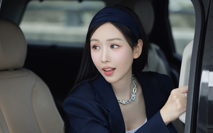 Vòng cổ trị giá 2 tỷ đồng của ca sĩ Việt gây chú ý Ảnh 2