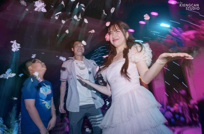 Hoà Minzy bức xúc, phản pháo trước bình luận kém duyên của cộng đồng mạng.