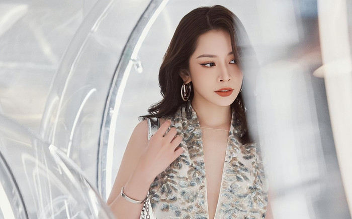 Chi Pu thay đổi phong cách khi hoạt động tại thị trường Trung Quốc Ảnh 2