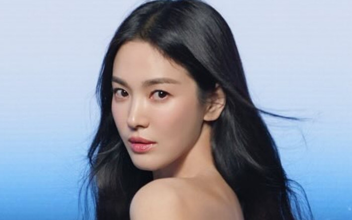 Song Hye Kyo lần đầu làm một điều sau nhiều năm, liền được khen ngợi vì quá 'chiều' fan Ảnh 2