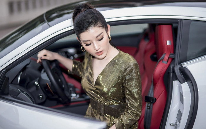 Á hậu Việt có cuộc sống đẹp như mơ, khối tài sản hàng triệu đô, từ bỏ hào quang showbiz Ảnh 2