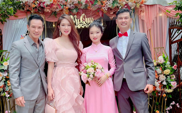 Nam diễn viên lấy vợ là fan cứng suốt 20 năm, đám cưới độc đáo rước dâu bằng đò Ảnh 2