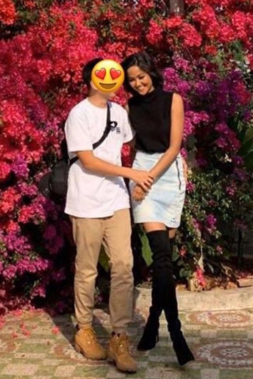 H'Hen Niê chia tay bạn trai sau thời gian dài yêu nhau.