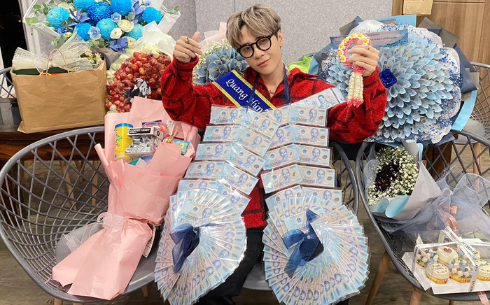 Quang Hùng MasterD tiết lộ chuyện 'tâm linh' khi lỡ sử dụng tiền do fan Thái Lan tặng Ảnh 2